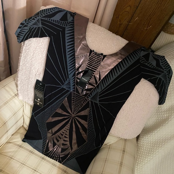 Bebe body-con with Geometric Patterns - NWT - Picture 2 of 5